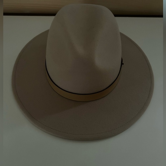 GIGI PIP Hat - Picture 4 of 8